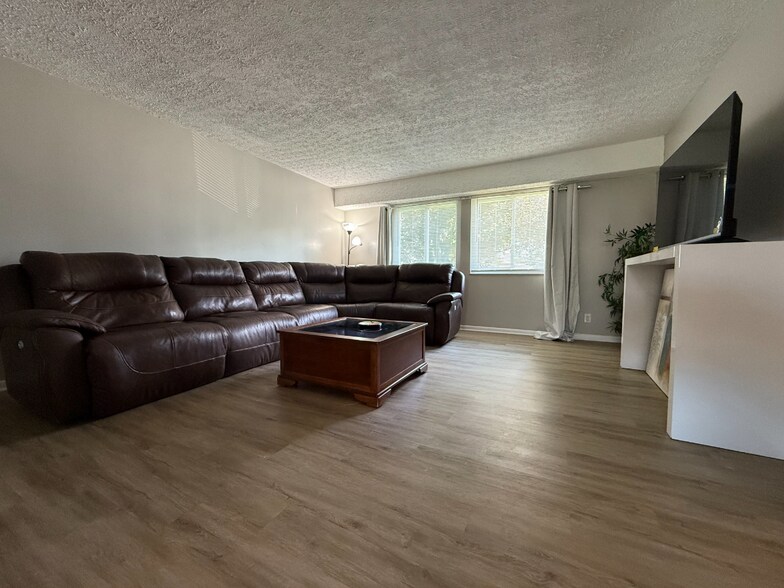 Family Room - 4801 Beaucroft Ct