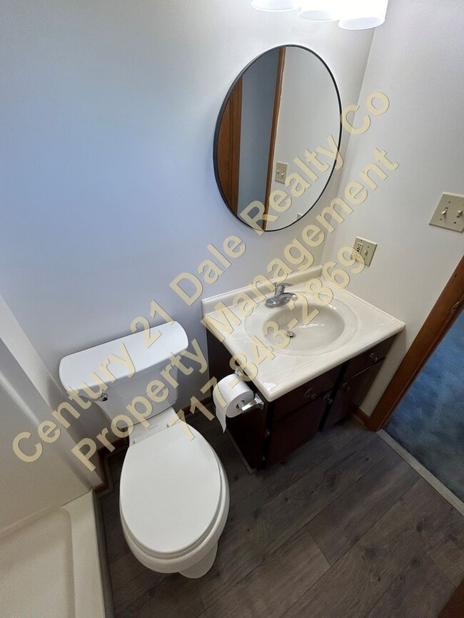 Building Photo - Gorgeous 4 Bedroom Home located in Northeastern School District with a 2 Car Garage