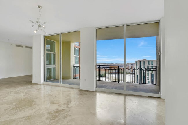 Building Photo - 550 Okeechobee Blvd