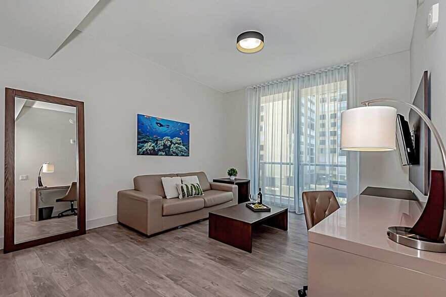 Building Photo - 777 N Ocean Dr