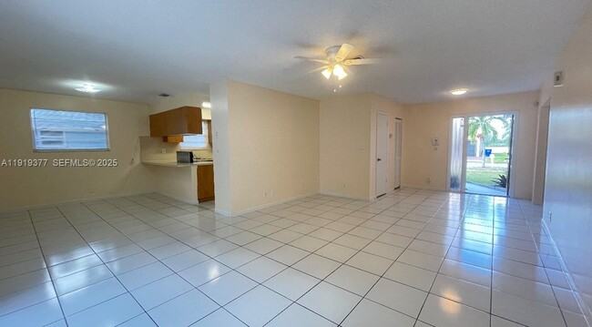 Building Photo - 2444 Raleigh St