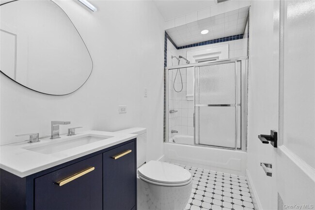 Building Photo - 1 Elizabeth Pl