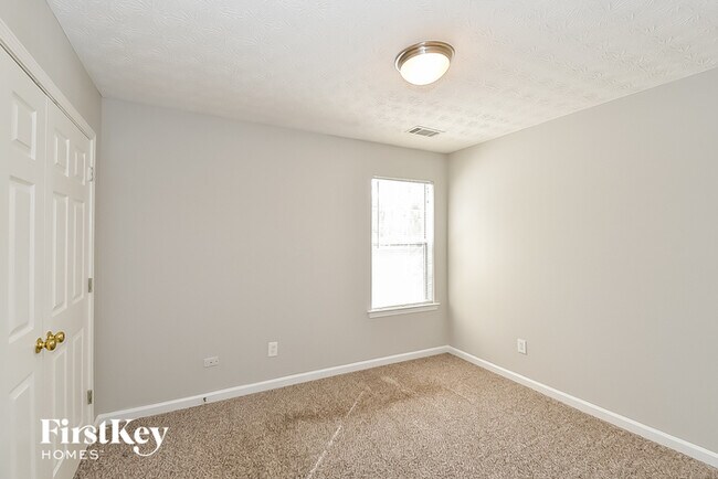 Building Photo - 4524 Swan Trce