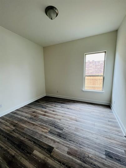 Building Photo - 728 Critty Ln