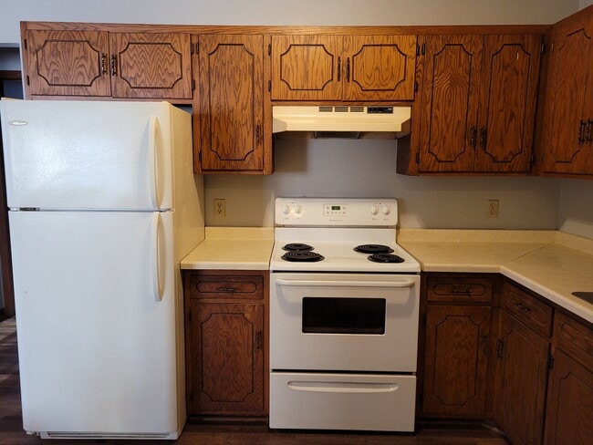 Building Photo - 240 Marvin Elwood Rd