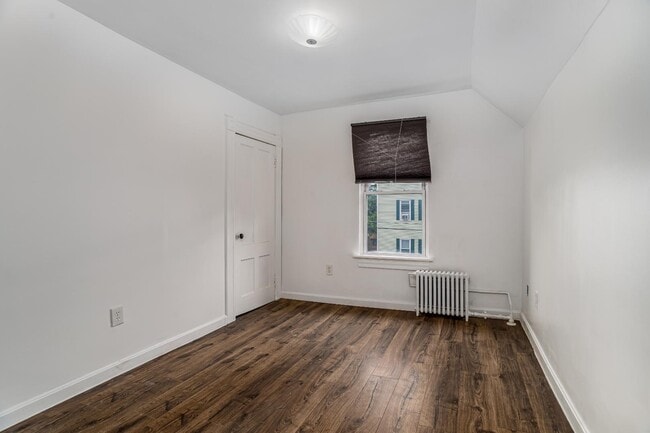 Building Photo - 47 Hartford St