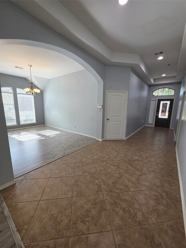 Building Photo - 26243 Crystal Cove Ln