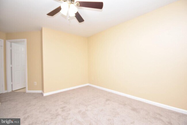 Building Photo - 11000 Kinship Ct