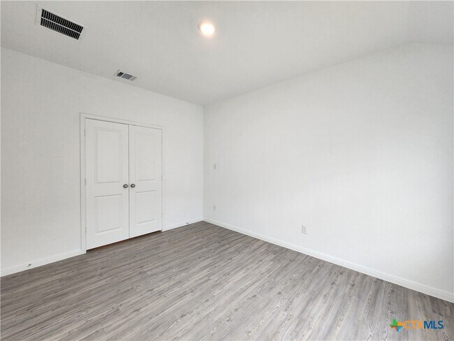 Building Photo - 414 Fairy Duster Dr