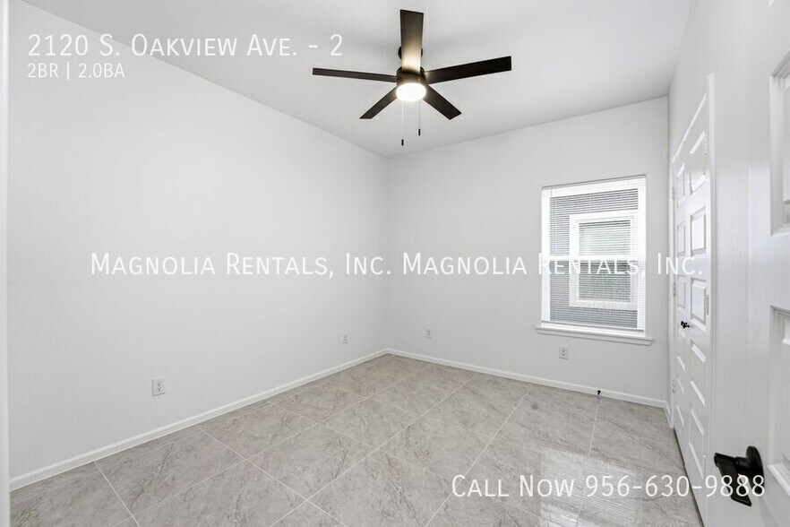 Building Photo - 2120 S Oakview Dr