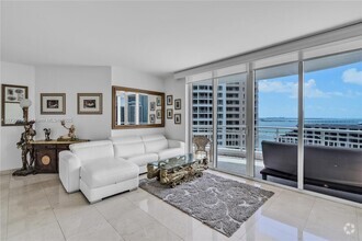 Building Photo - 848 Brickell Key Dr