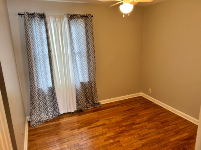 Building Photo - 2104 Dogoon Dr