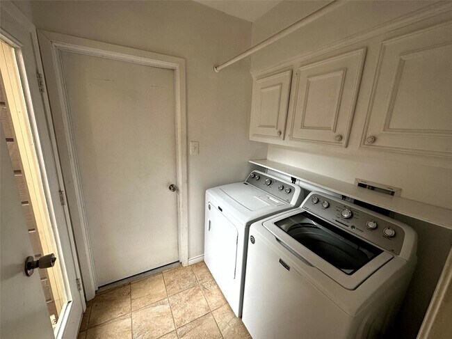 Building Photo - 12048 Texas National Blvd