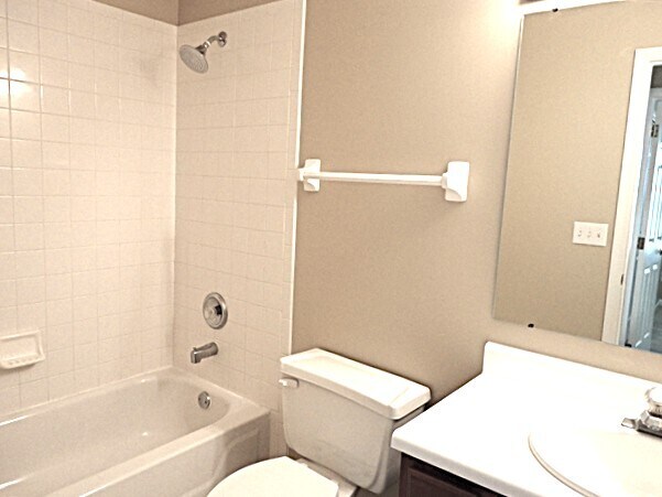 Building Photo - 6957 Spring Farm Ct