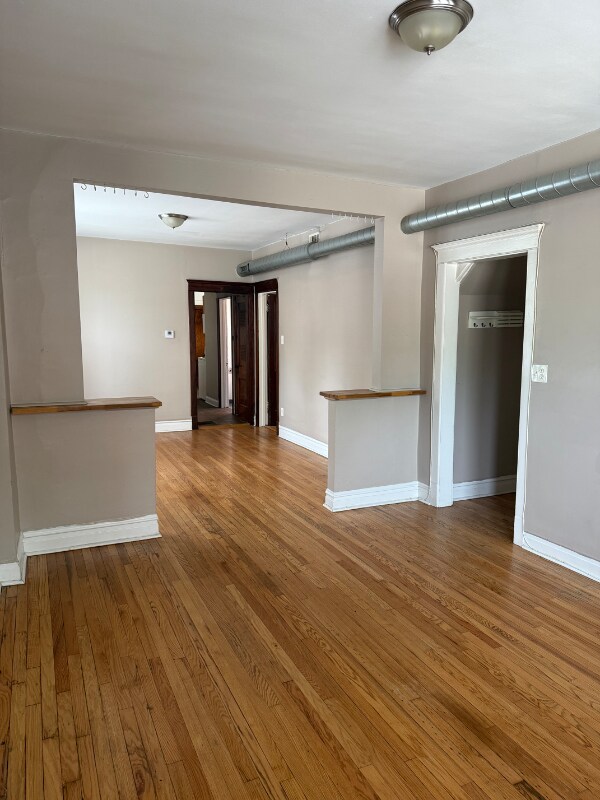 Building Photo - 2601 W Potomac Ave
