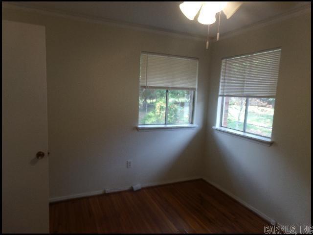 Building Photo - 408 Pickwick Ln