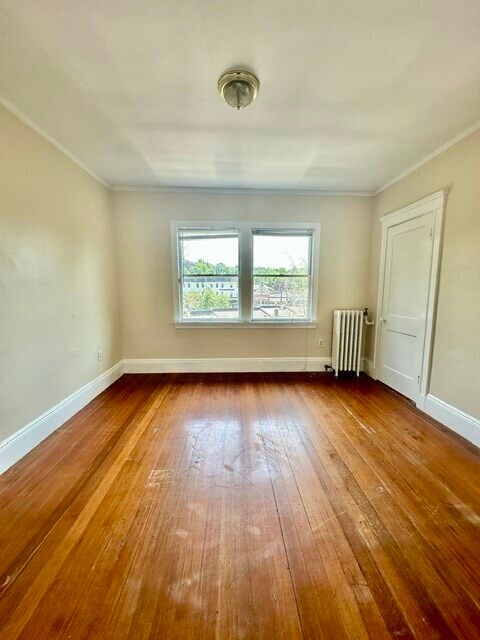 Building Photo - 206 Sumner St