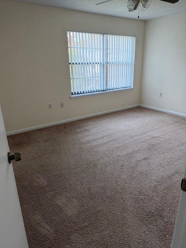 Building Photo - 31a 11th St