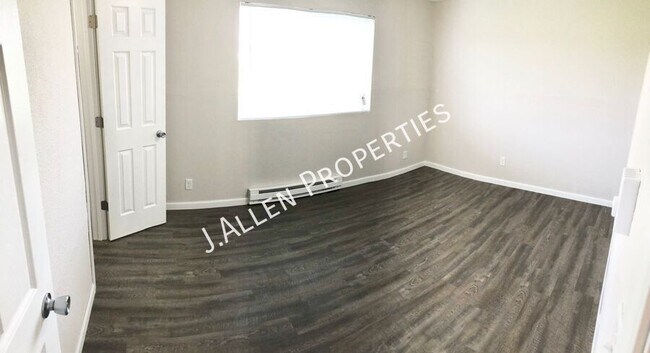 Building Photo - 1807 Parker Cir