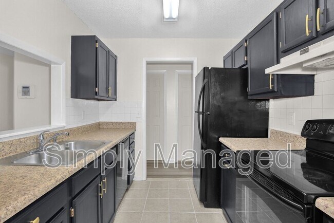 Building Photo - 7345 Pebblebrook Dr