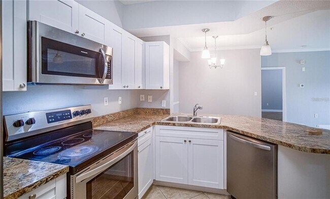 Building Photo - 3701 Castle Pines Ln
