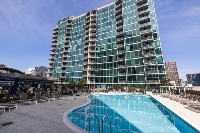 Building Photo - 943 Peachtree St NE