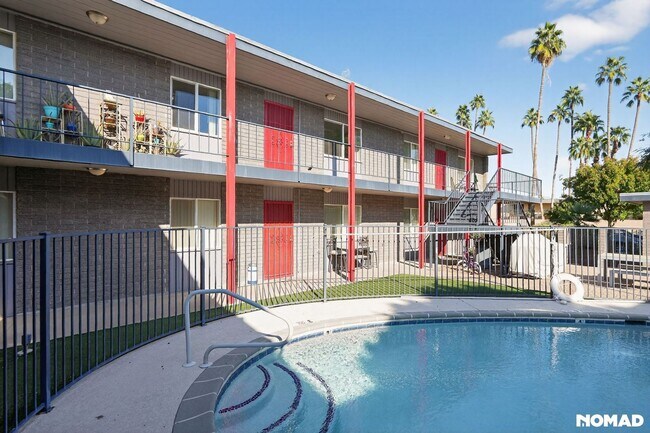 Building Photo - 6502 N 17th Ave