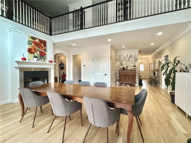 Building Photo - 3232 Brookview Rd