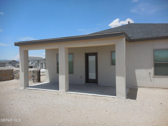 Building Photo - 12800 Giovanni Grajeda Ave