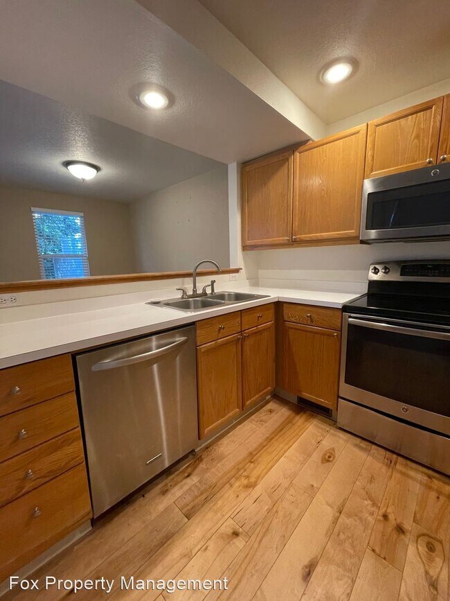 Building Photo - 3 br, 3 bath House - 302 Owl Drive