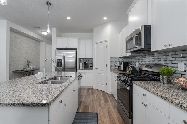 Building Photo - 4848 Deep Creek Terrace