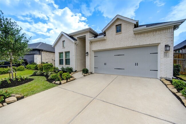 Building Photo - 29607 Sterling Knoll Dr