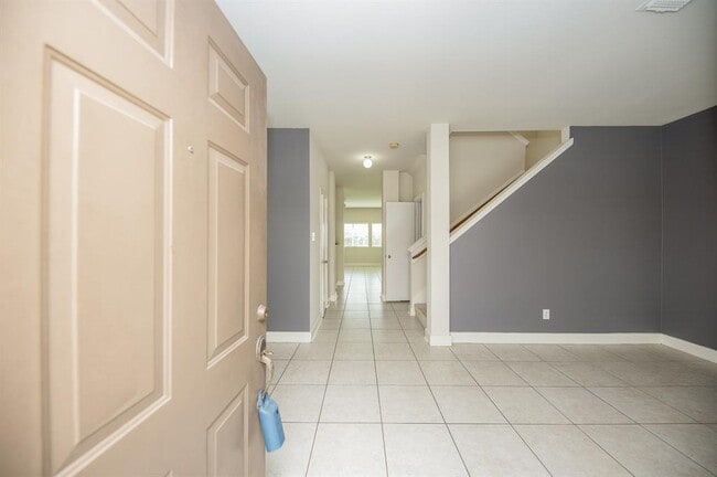 Building Photo - 5839 Sonoma Ridge
