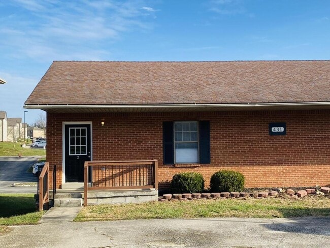 Primary Photo - 431 Garden City Dr
