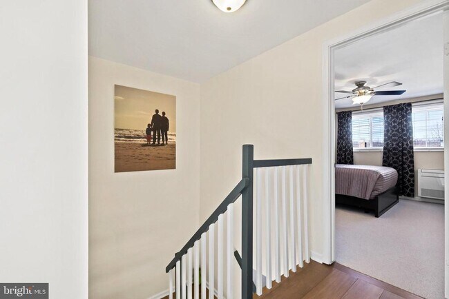 Building Photo - 5341 Harbor Ct Dr