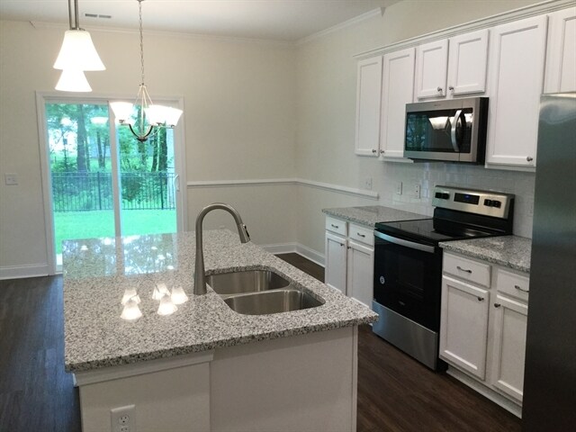Building Photo - 166 Sweetgum Drive