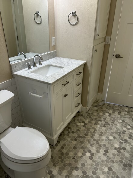 Building Photo - 5631 186th Pl SW