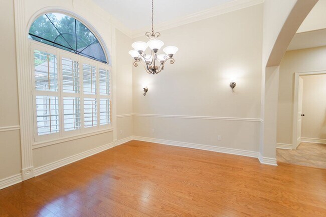 Building Photo - 2000 Square feet, of gorgeous living space in Hot Springs Village.