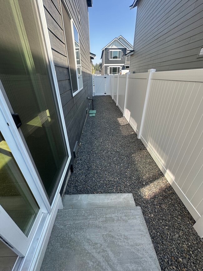 Building Photo - 24874 E Snowy Owl Lp
