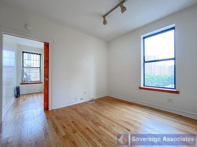 Primary Photo - 3 bedroom in New York NY 10027