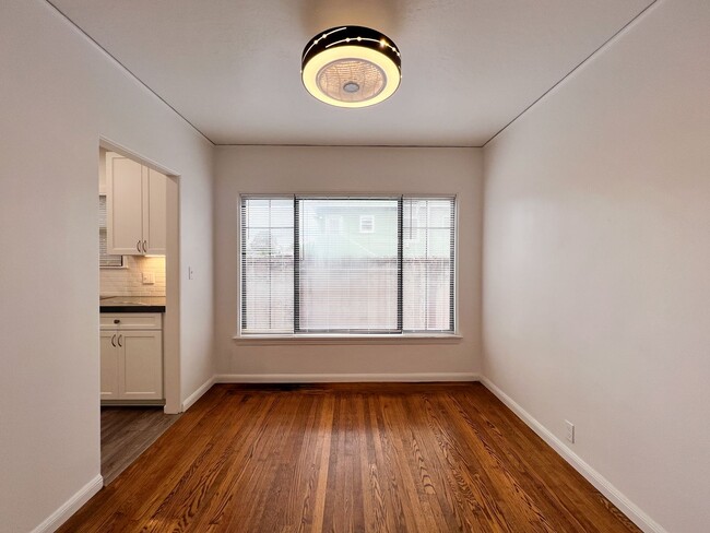 Building Photo - Classic Downtown Napa Duplex with Modern Upgrades and Across from Fuller Park