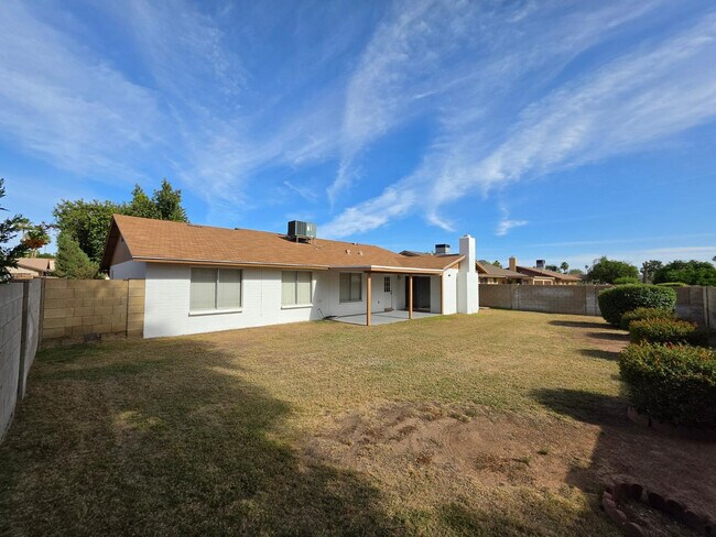 Building Photo - 11158 N 107th Way