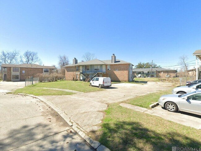 Building Photo - 2266 Anne Marie Dr