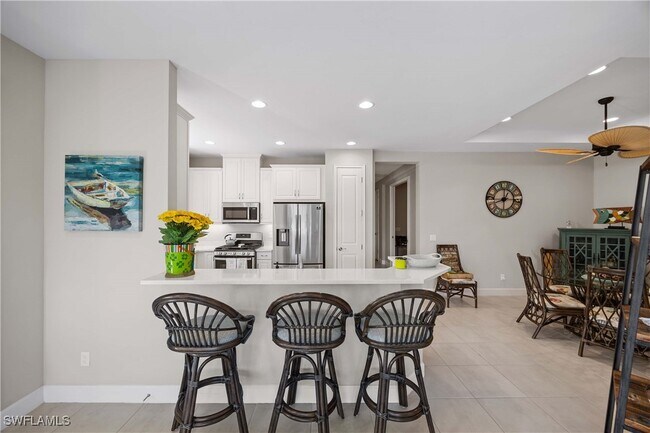 Building Photo - 8110 Calle Canovas St