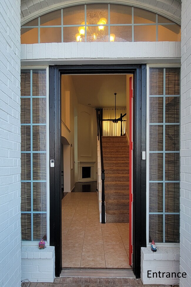 Building Photo - 6405 Branchwood Trail