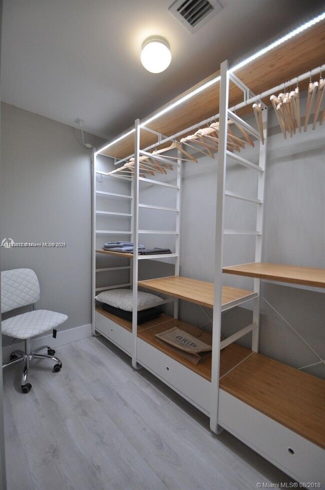 Building Photo - 488 NE 18th St