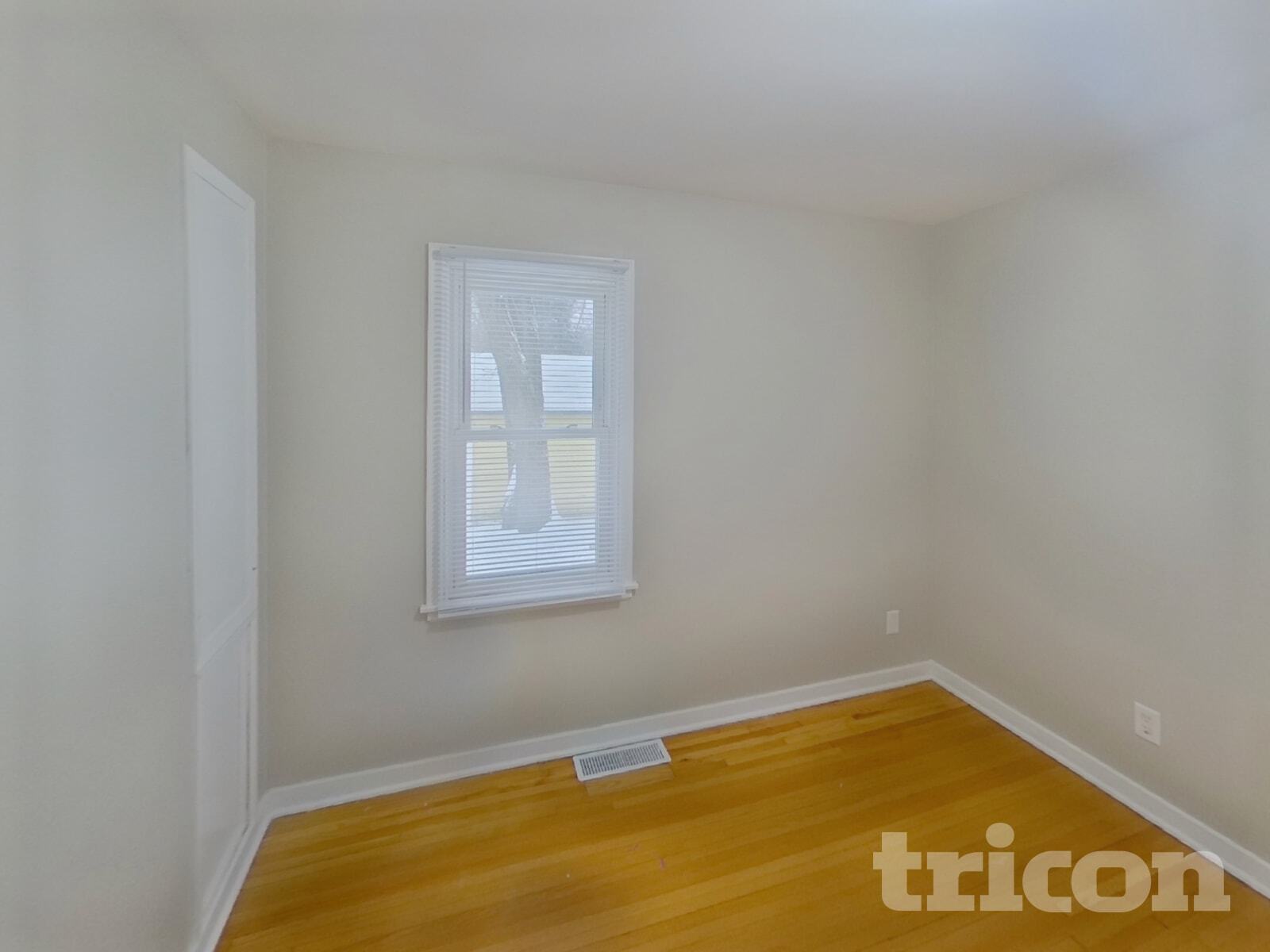 Building Photo - 2605 Eastman Dr