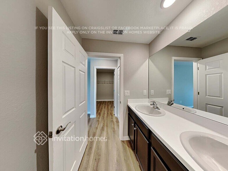 Building Photo - 25350 Lychee Ct