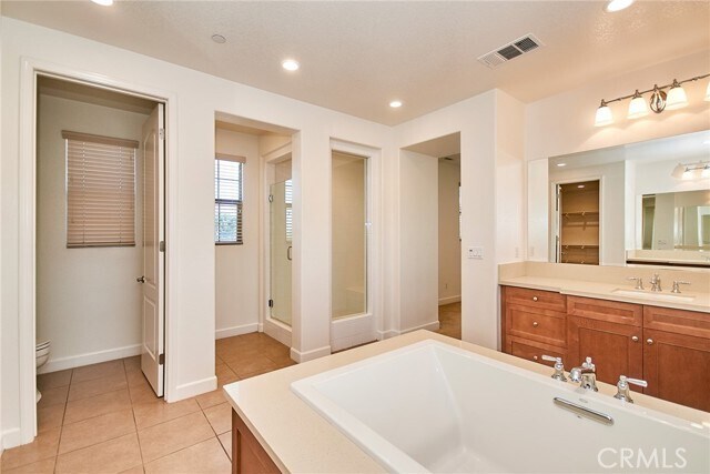 Building Photo - 245 Snapdragon Ln