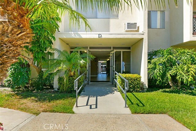 Building Photo - 12200 Montecito Rd